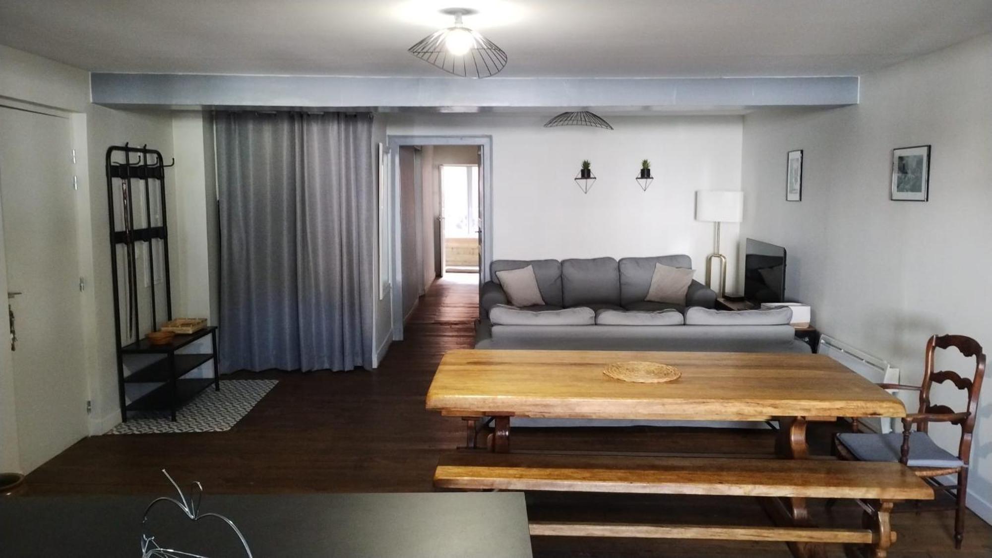 Chez Celia Apartment Ларунс Екстериор снимка