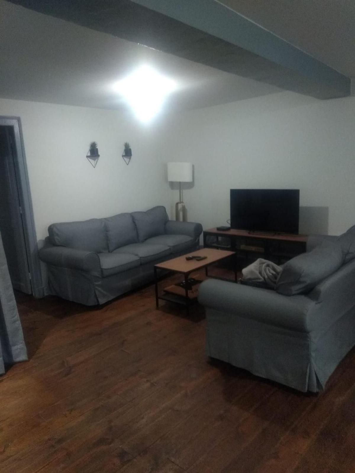 Chez Celia Apartment Ларунс Екстериор снимка