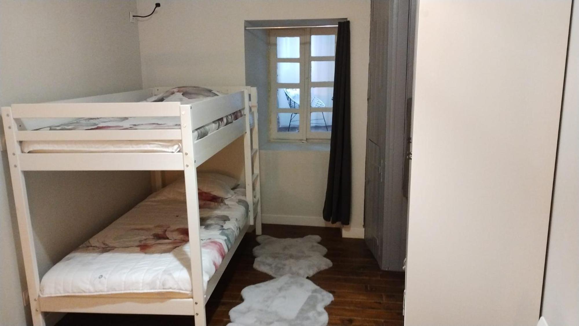 Chez Celia Apartment Ларунс Екстериор снимка