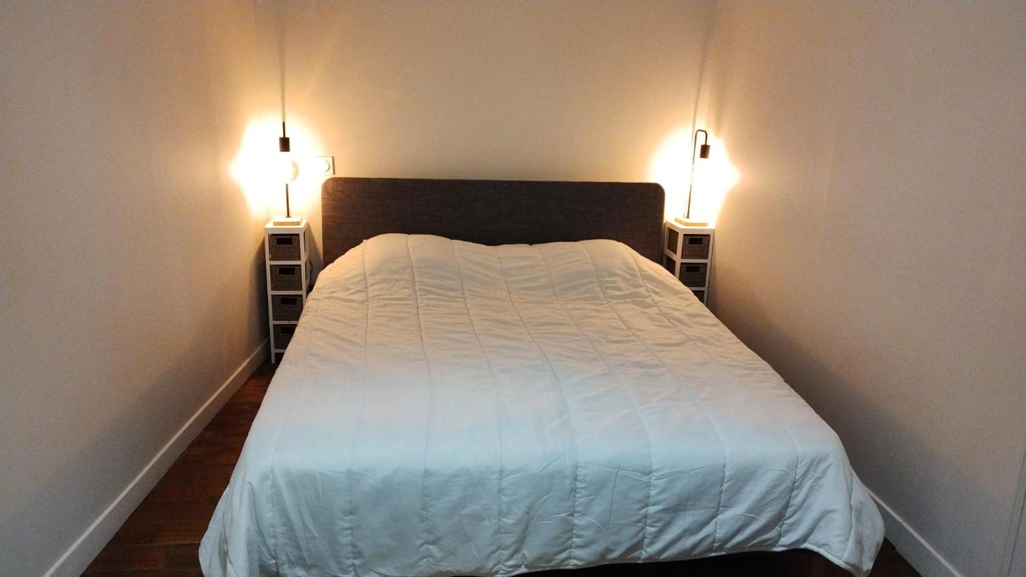Chez Celia Apartment Ларунс Екстериор снимка